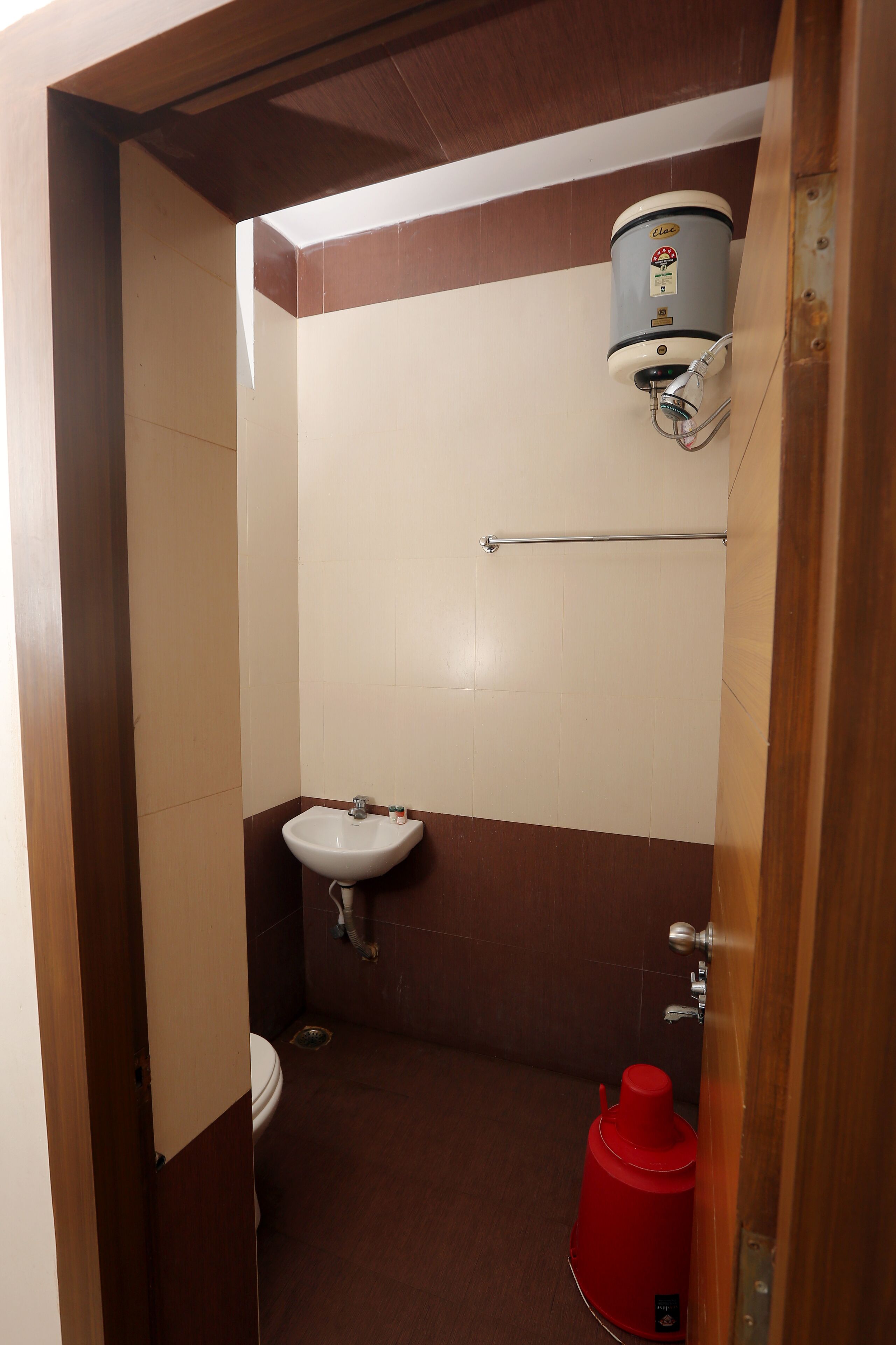 2 Bedroom 2 Bathroom Fully Furnished designer apartment in the heart of T.Nagar