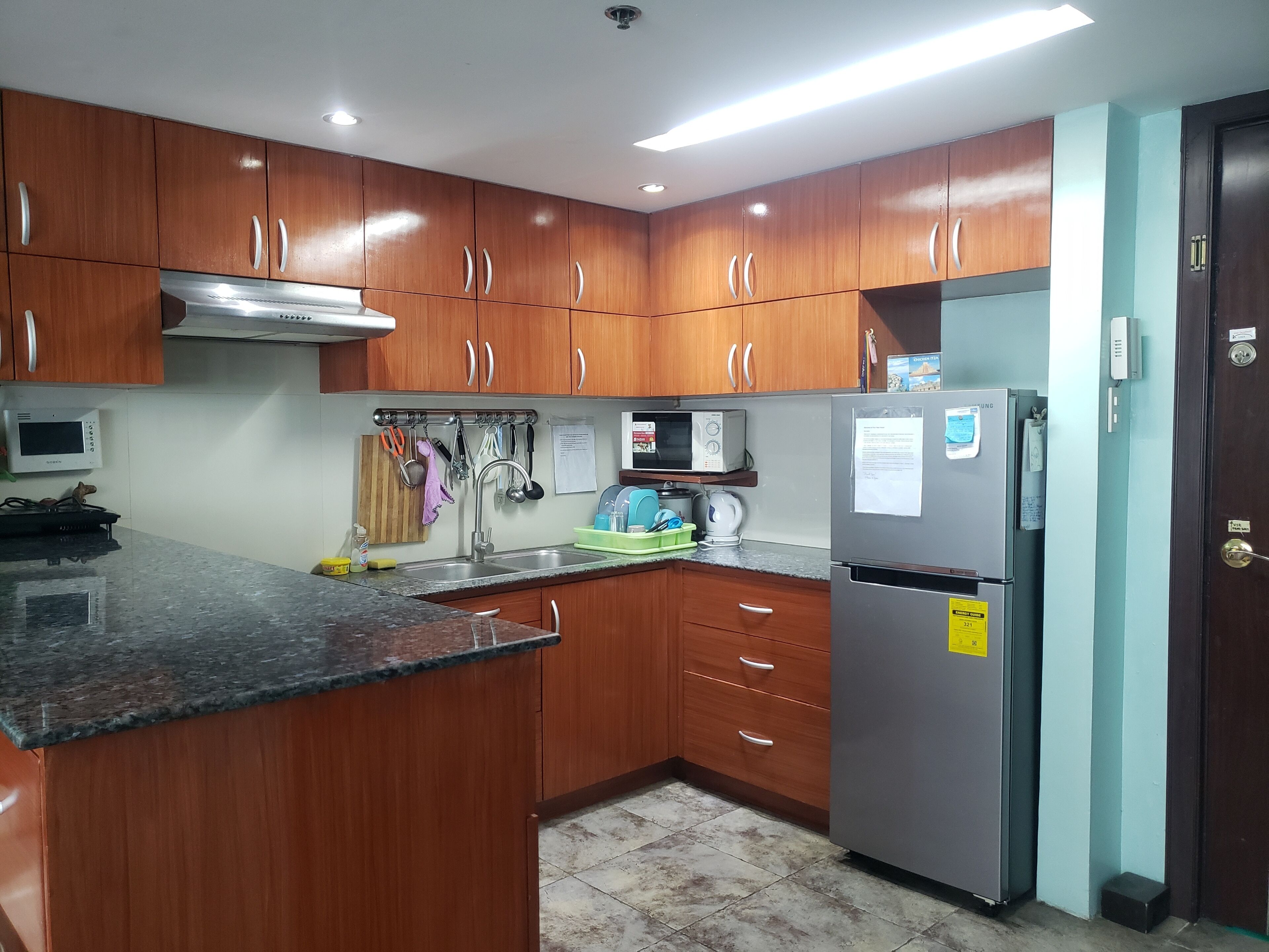 2 BR 2B 80sqm Condo @Center of Cebu City!! OFFERING LOWEST PRICE!