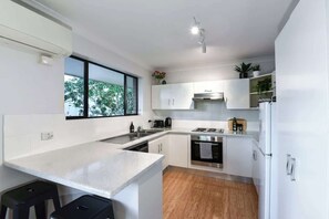 Fridge, microwave, oven, dishwasher