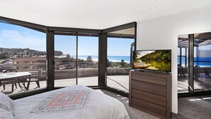 3 bedrooms, iron/ironing board, Internet, bed sheets - Terrace 9 - Views Forever (Avoca Beach)