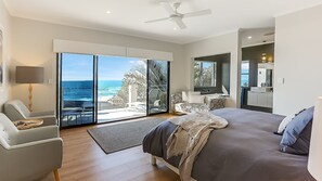 4 bedrooms, iron/ironing board, Internet, bed sheets