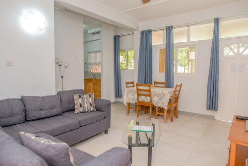 Bougainvillea Apartments, Standard Deluxe Apartment mit 2 Schlafzimmern