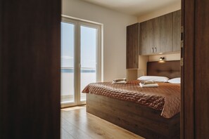 3 soveværelser, strygejern/strygebræt, internetforbindelse, sengetøj