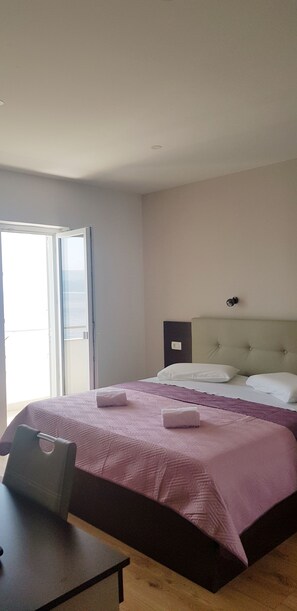 3 soveværelser, strygejern/strygebræt, internetforbindelse, sengetøj