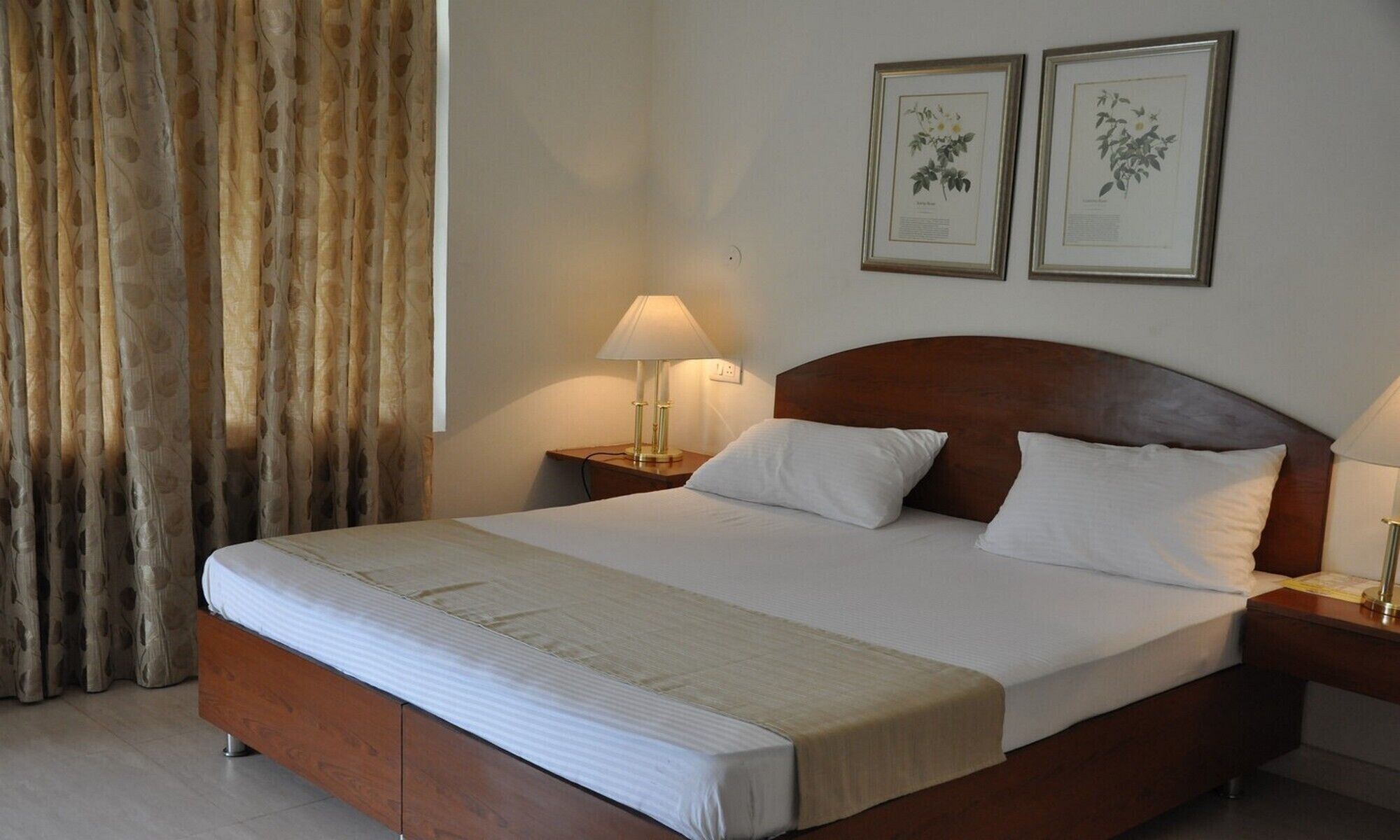 Private Room Near Unison World School