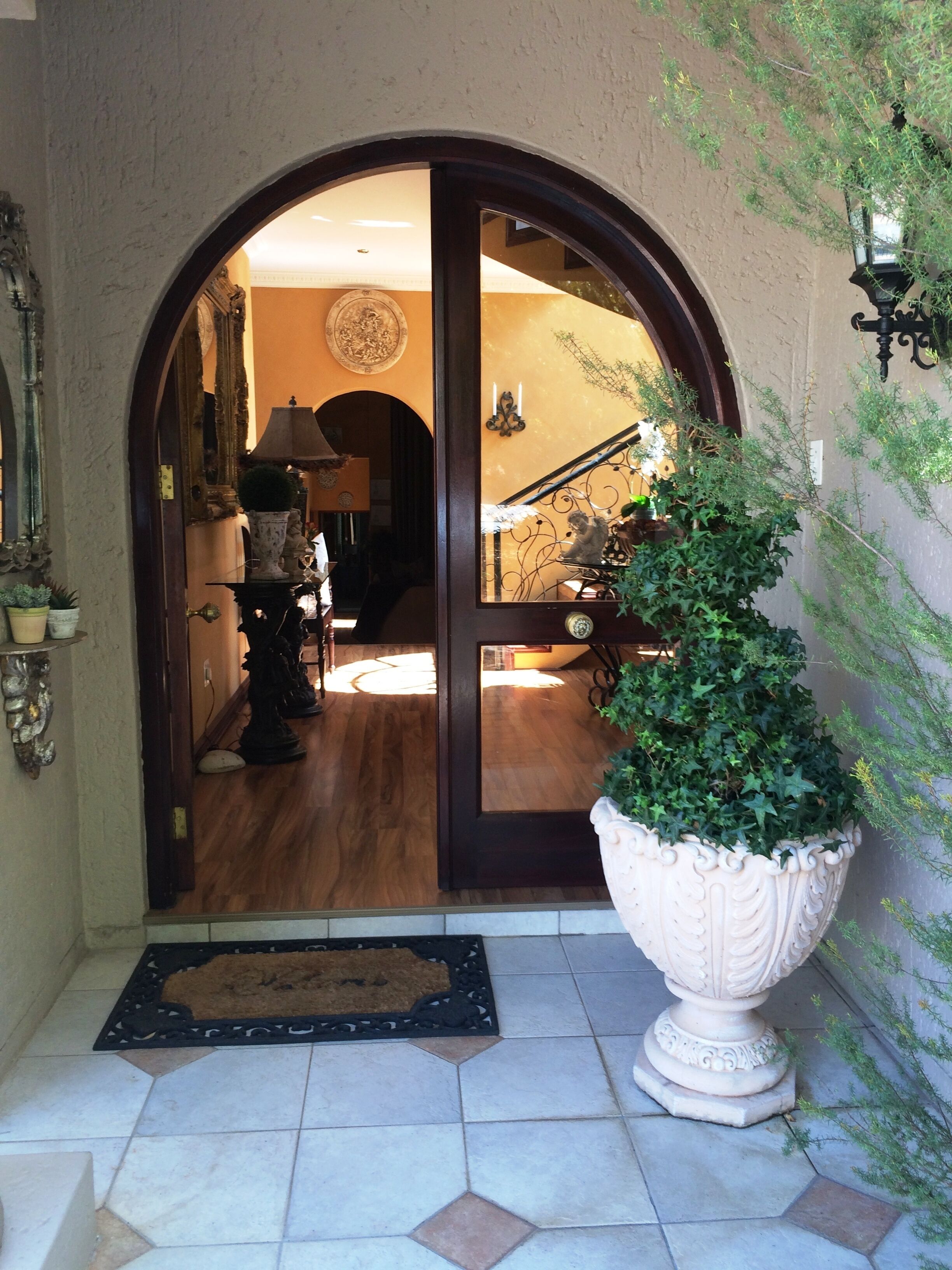 Entrance to Home
Welcome! <3
