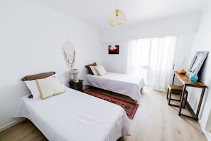 5 chambres, accès Internet, draps fournis