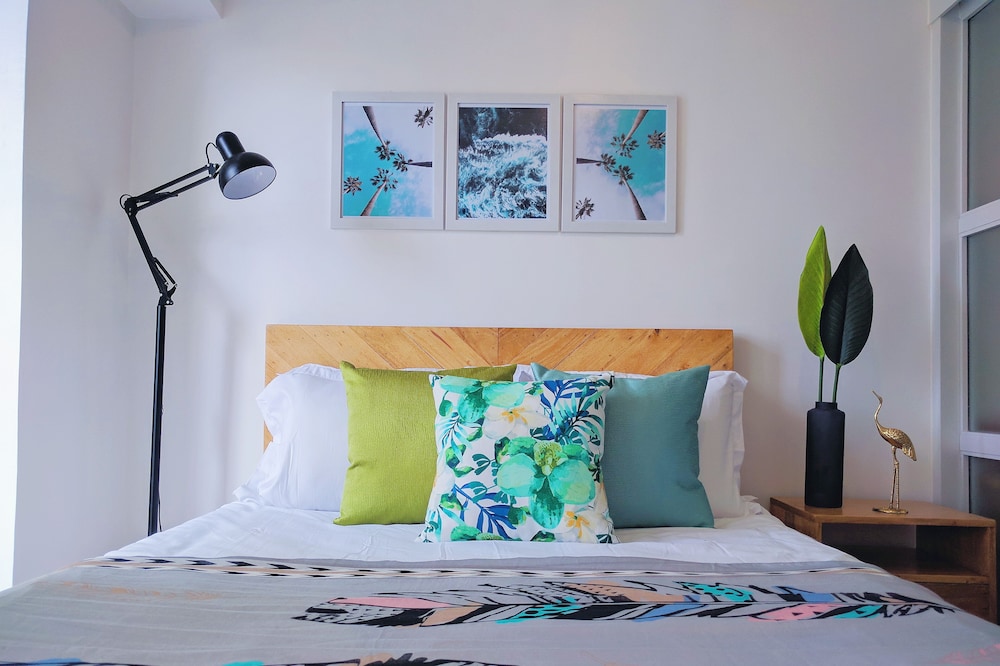 Cool & Chic 1BR With WiFi & Netflix At Aloha Tagaytay