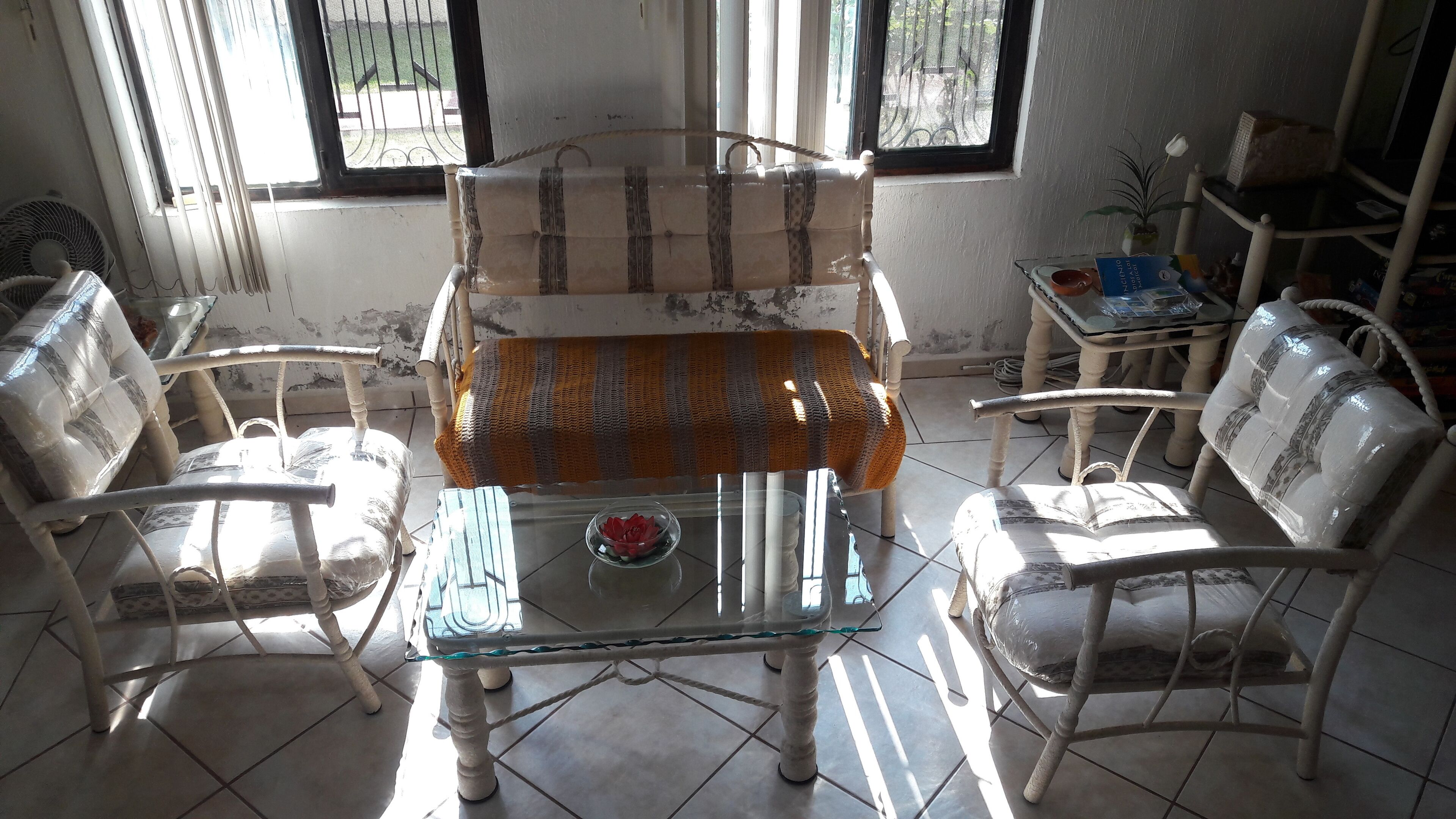 HERMOSA CASA DE CAMPO EN FRACCIONAMIENTO LA NORIA DE TRES REYES AMPLIA