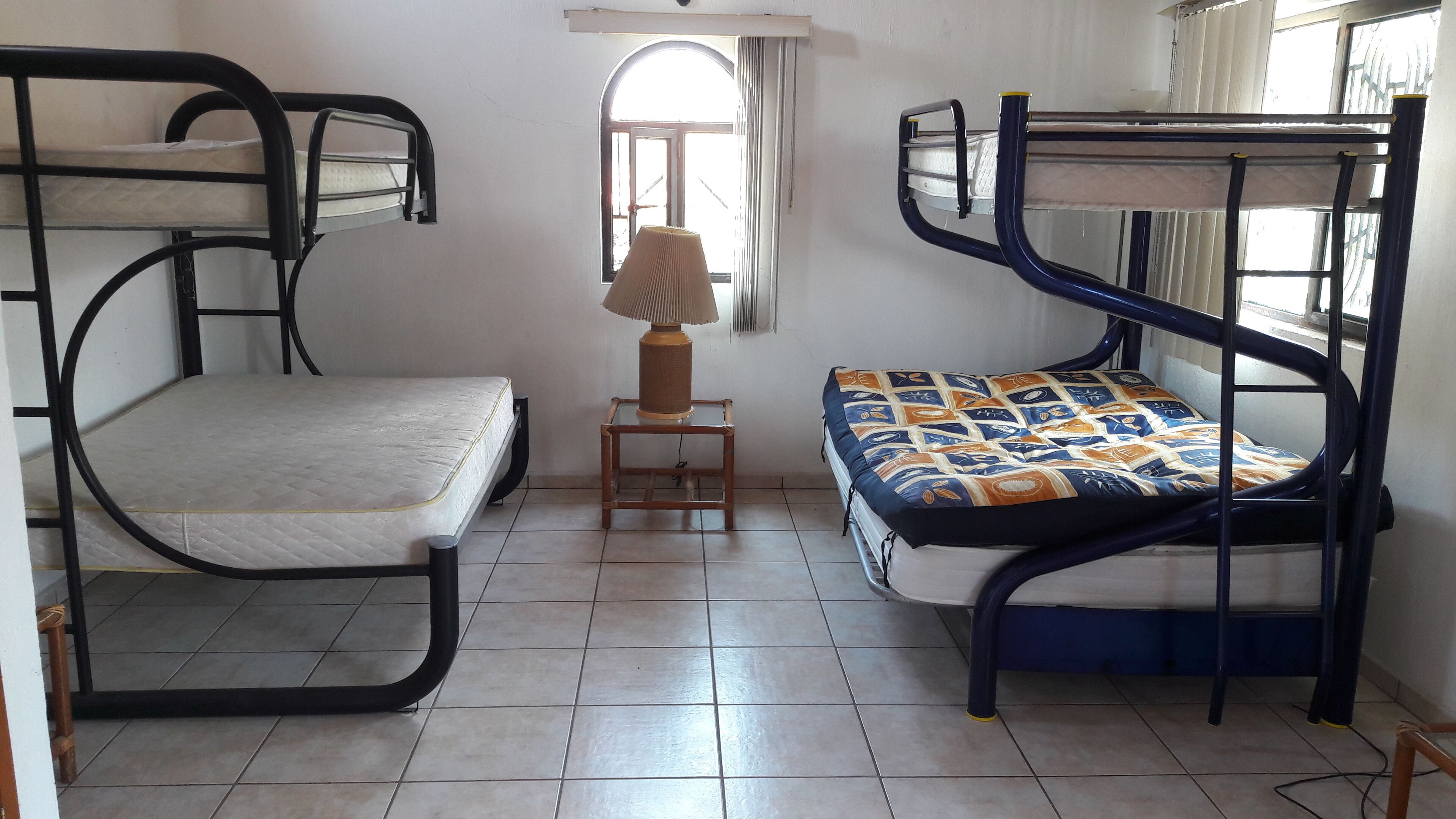 HERMOSA CASA DE CAMPO EN FRACCIONAMIENTO LA NORIA DE TRES REYES AMPLIA