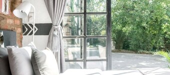 Retro-Vintage New Yorker Apartment in Centurion 