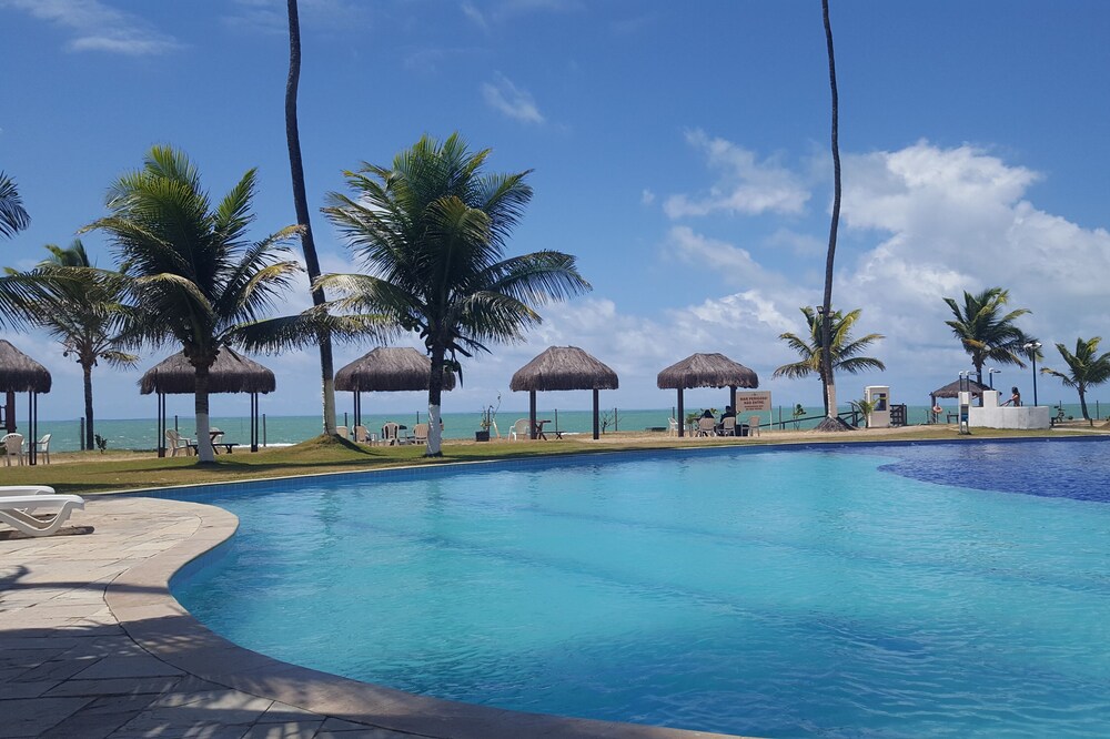 Anchor Flat Resort on the best beach in Pernambuco.