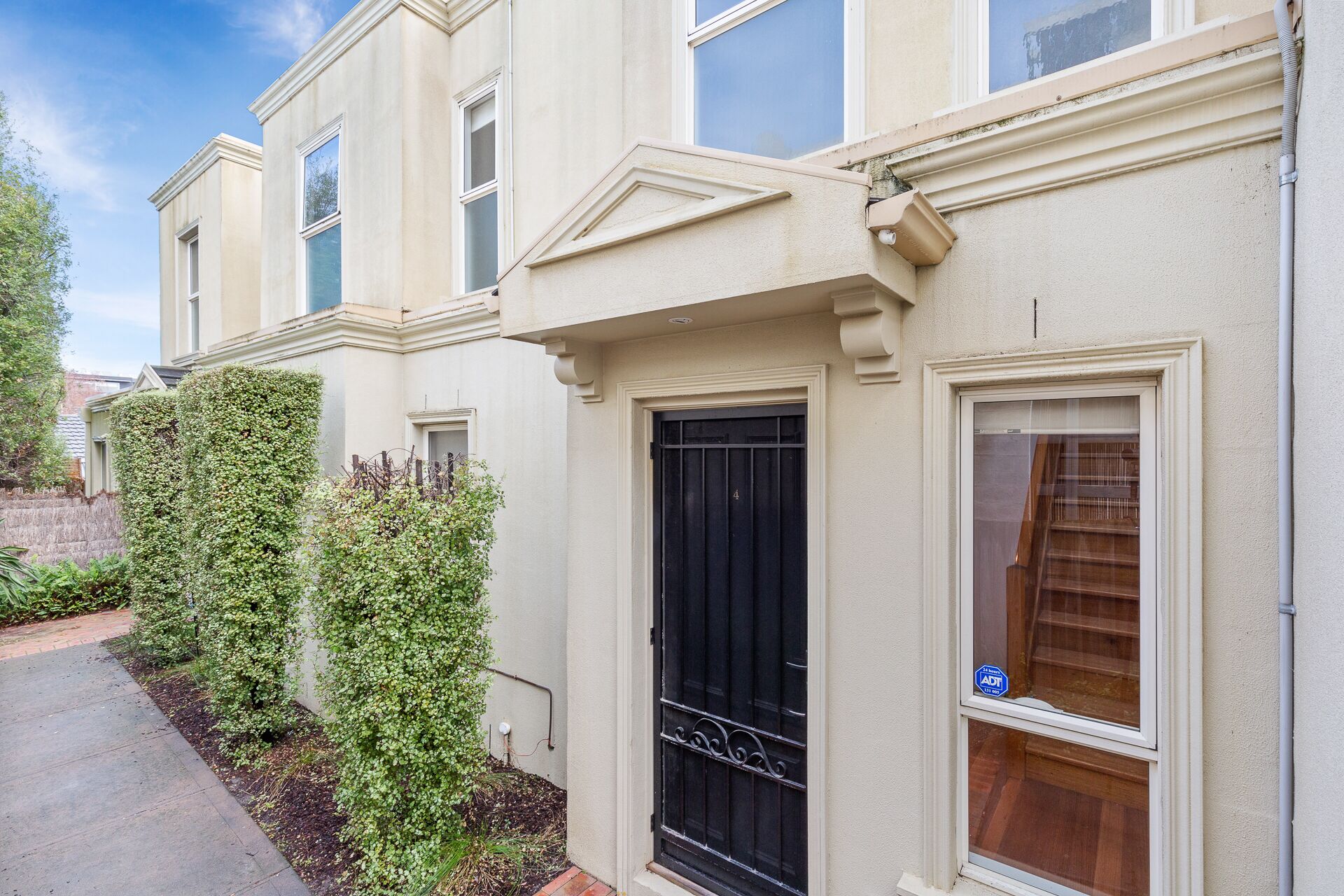 Spacious Townhouse in Brighton – close to station and shops — image 12