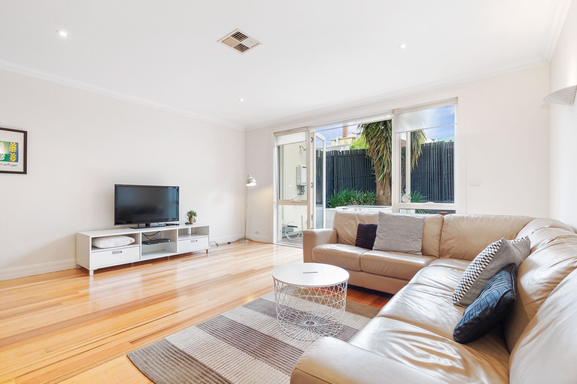 Spacious Townhouse in Brighton – close to station and shops — image 8
