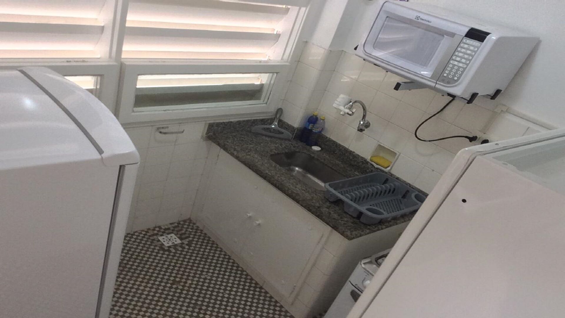 Apartment Season Pitangueiras Beach - Guarujá / SP