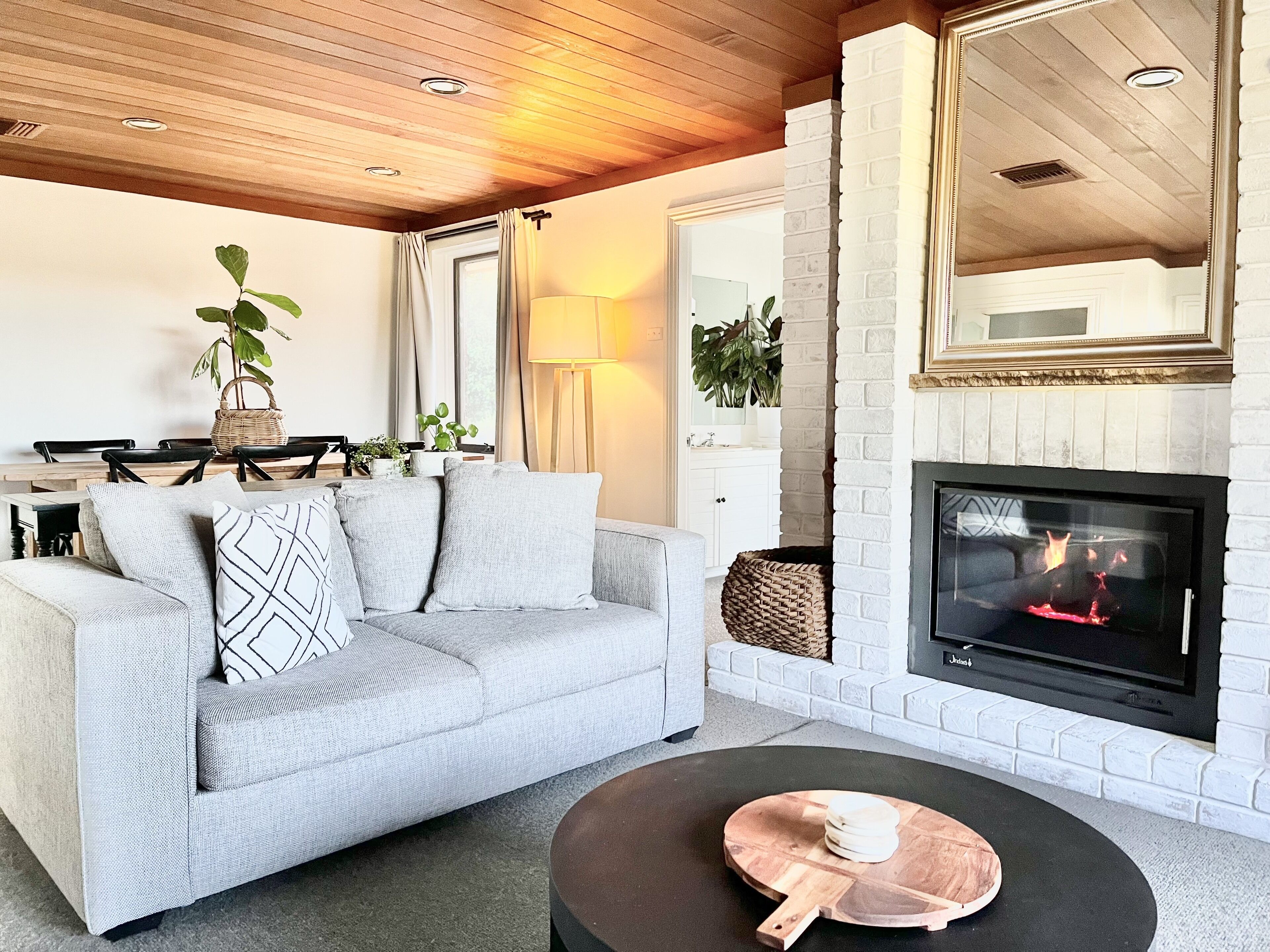 ENTALLY PARK - Your perfect country escape