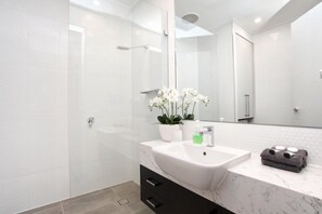 Hair dryer, towels