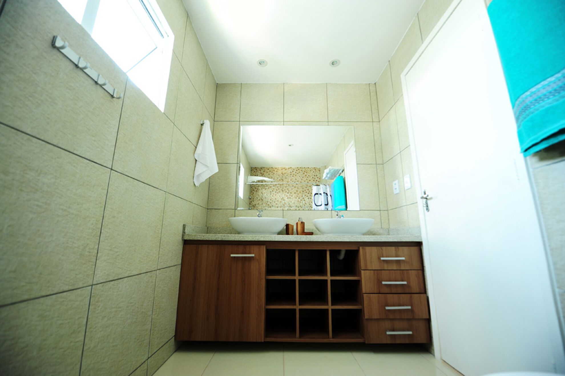 Manga Verde Beach 12: Pool and Ocean View H