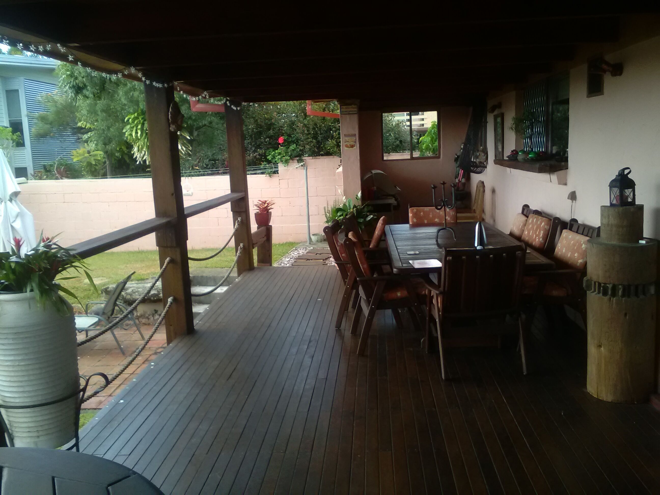 Close to commonwealth and metricon stadiums for opening and closing ceremonies — image 7