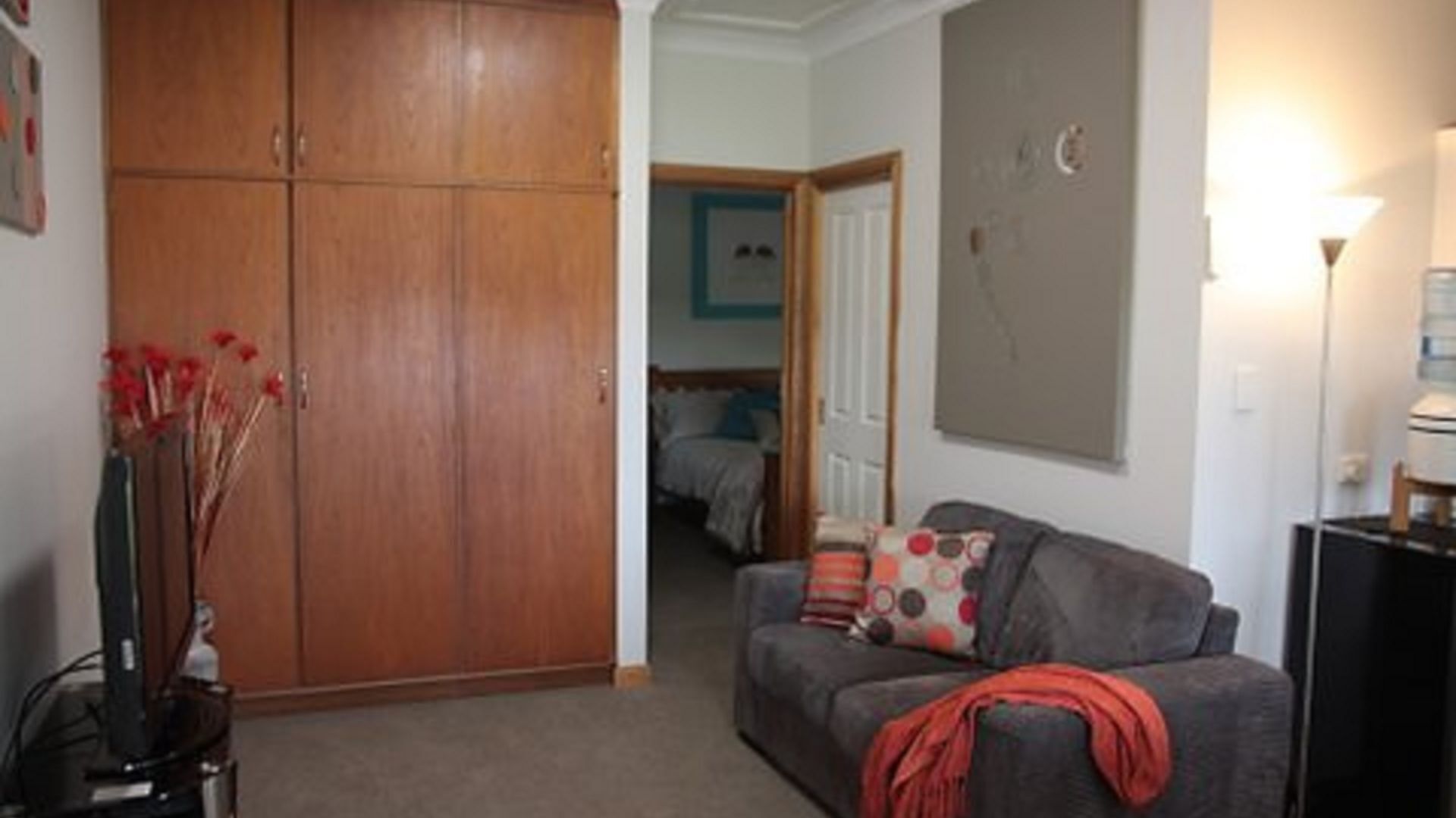 Owl Place in Hahndorf — image 3