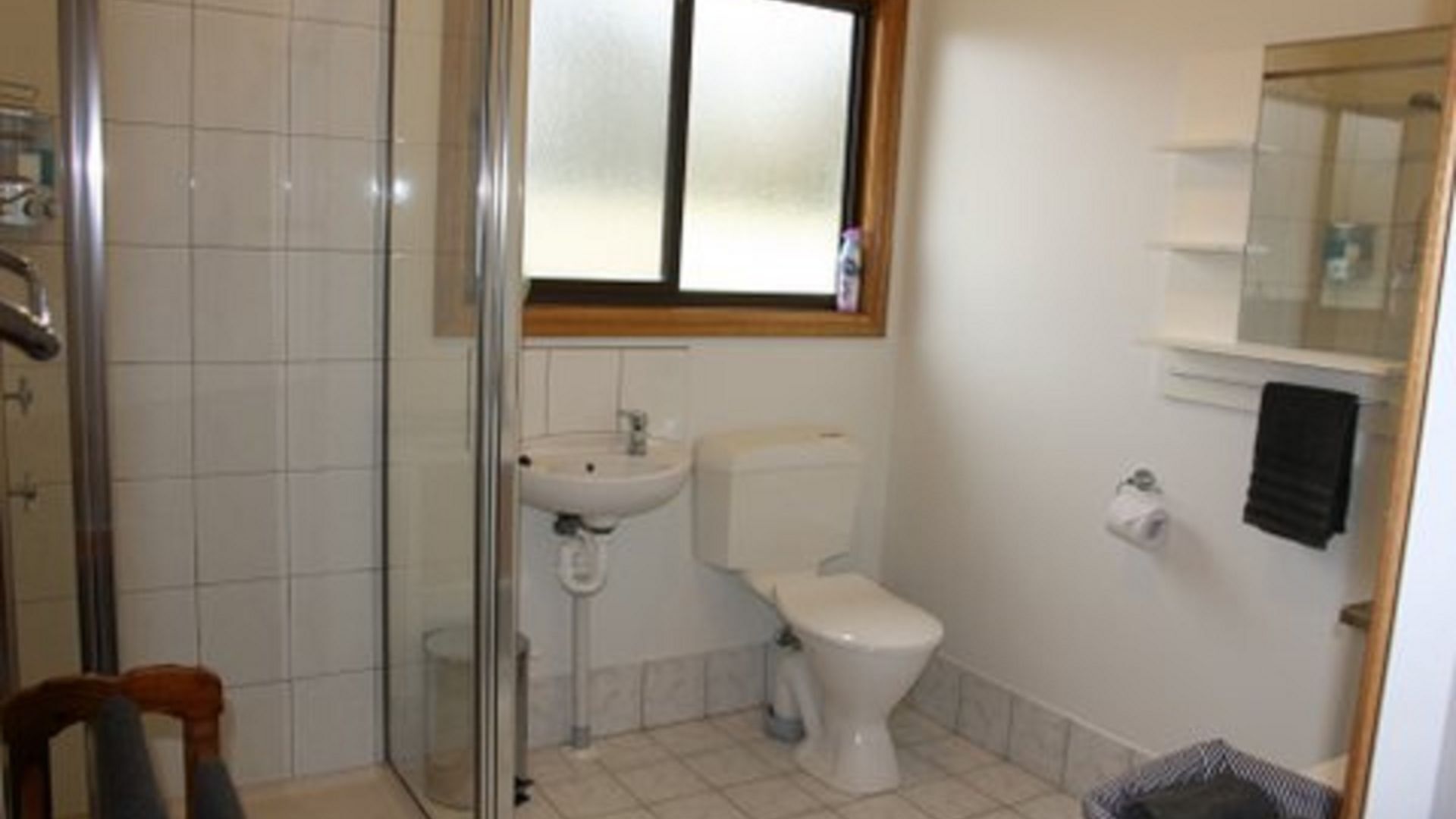 Owl Place in Hahndorf — image 2