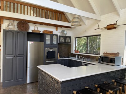 Country Getaway at Crystal Creek  - Sleeps 9