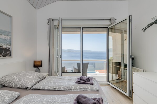 2 室のベッドルーム、アイロン / アイロン台、WiFi、ベッドシーツ