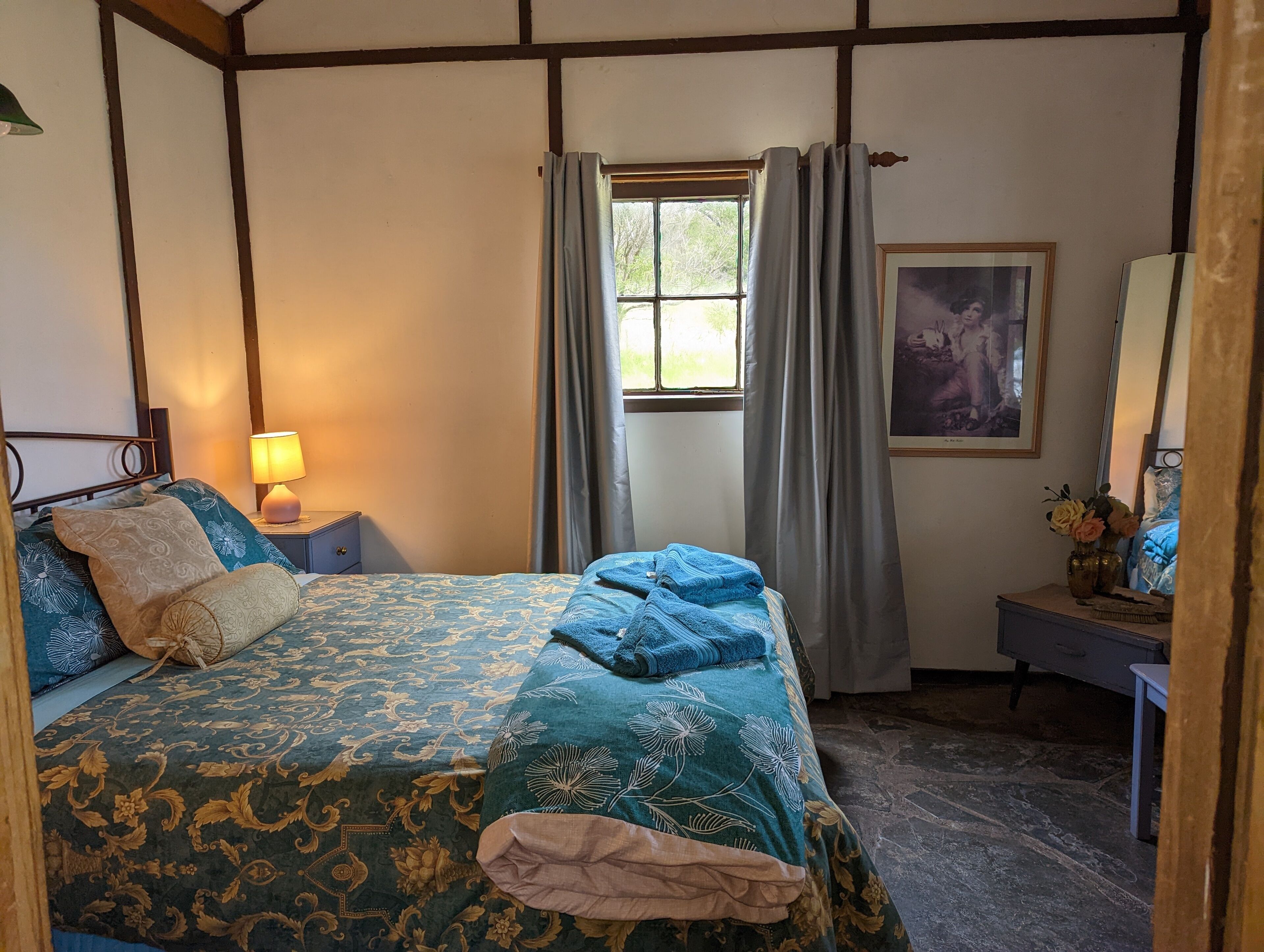 1 bedroom, iron/ironing board, travel cot, bed sheets