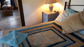 1 bedroom, iron/ironing board, travel cot, bed sheets