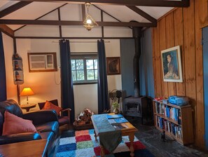 Smart TV, fireplace - Cathy's Cottage, Wuthering Heights ~ Dog friendly (Stanley Flat)