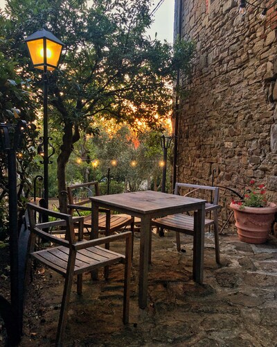 Rustic Castle in Nature for Large Groups/Weddings/Events