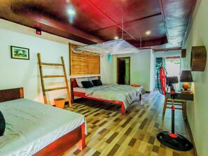 9 Schlafzimmer, Internetzugang