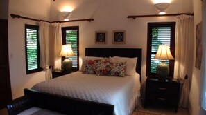 5 chambres, fer et planche à repasser, Wi-Fi gratuit, draps fournis