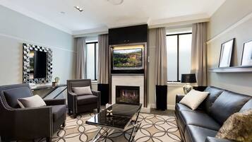 TV, fireplace, offices