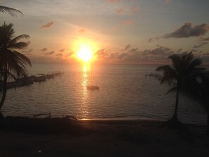 On the beach - Casa Azriel, Beach Front 1 bedroom with great location! (San Pedro)