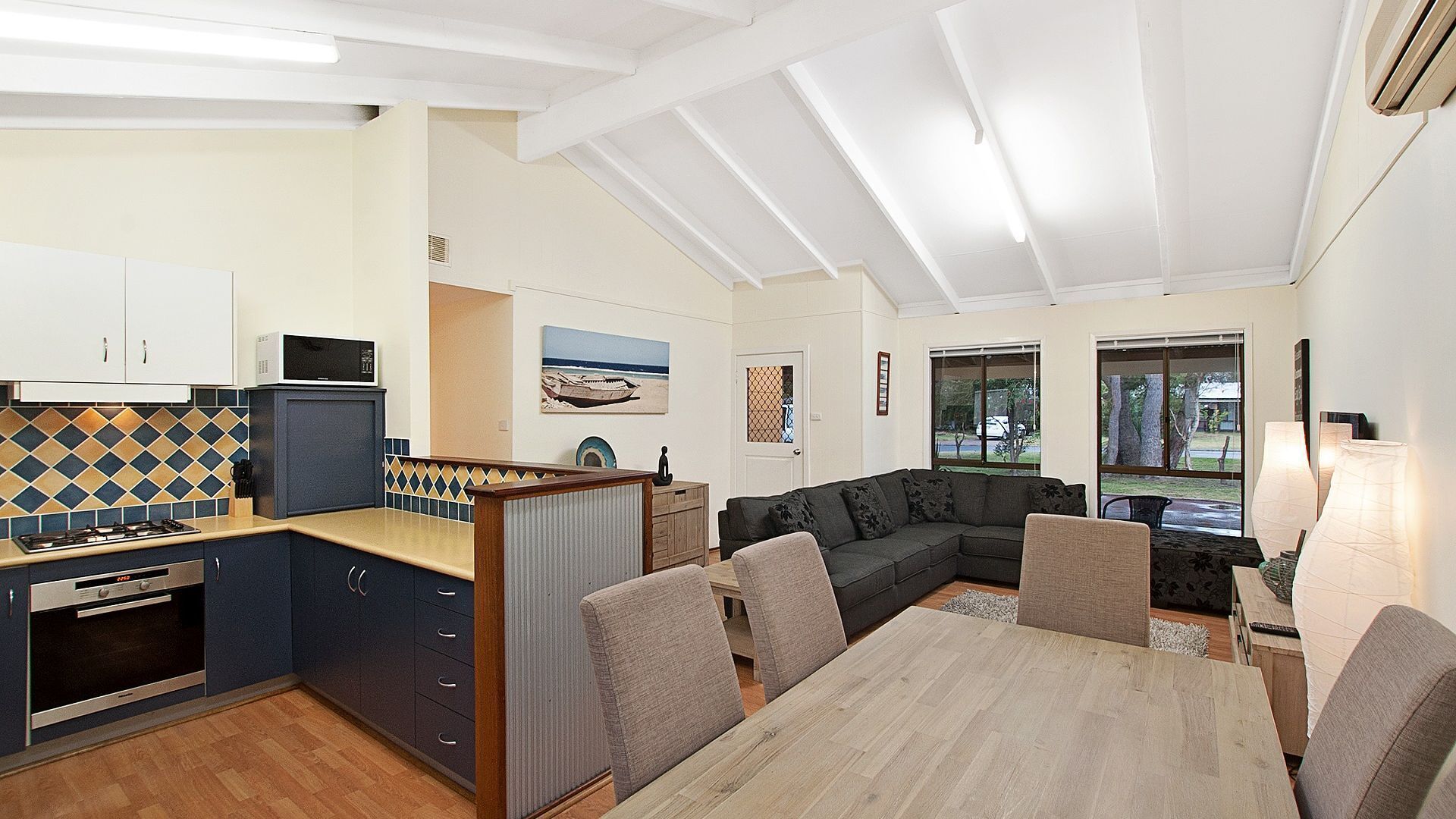 Crescent Bay on Chieftain - easy walk to town or beach (STRA6281ZLXM6IRN) — image 7