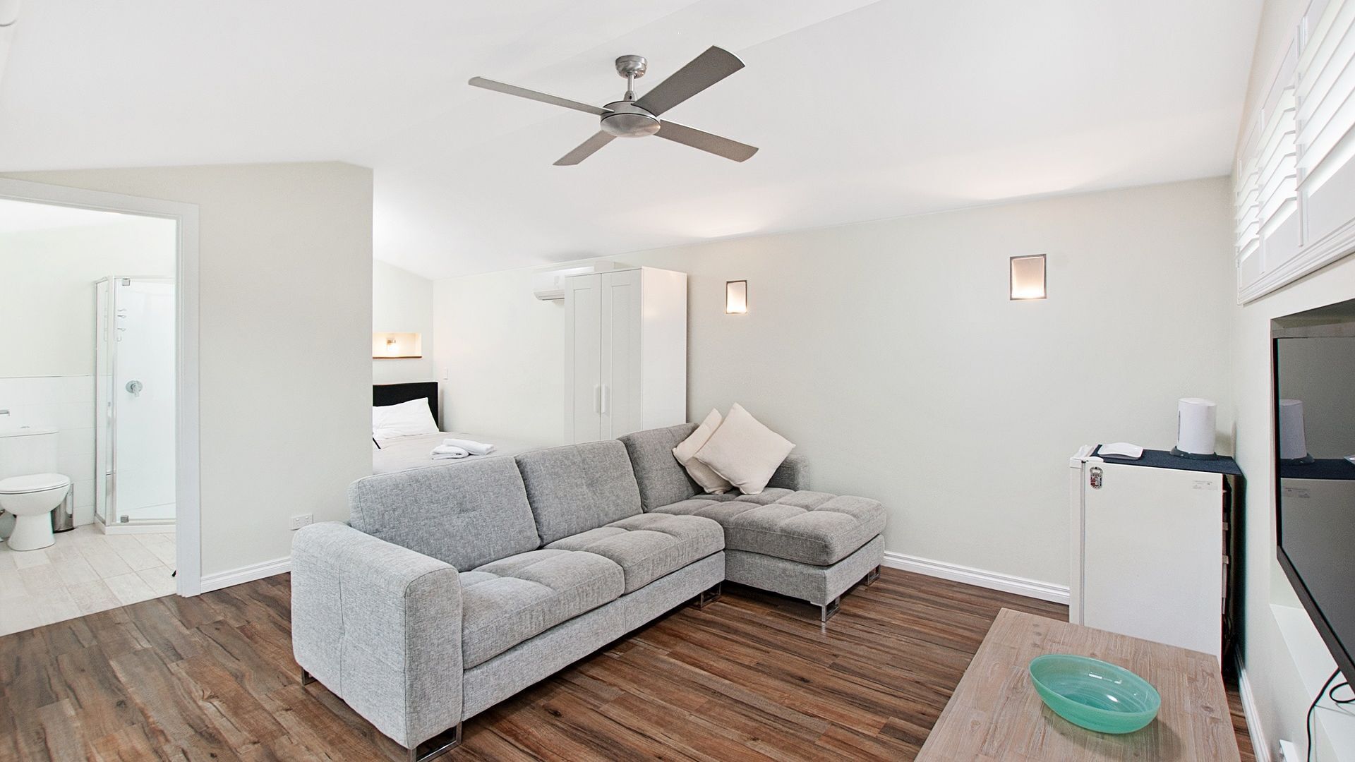 Crescent Bay on Chieftain - easy walk to town or beach (STRA6281ZLXM6IRN) — image 15