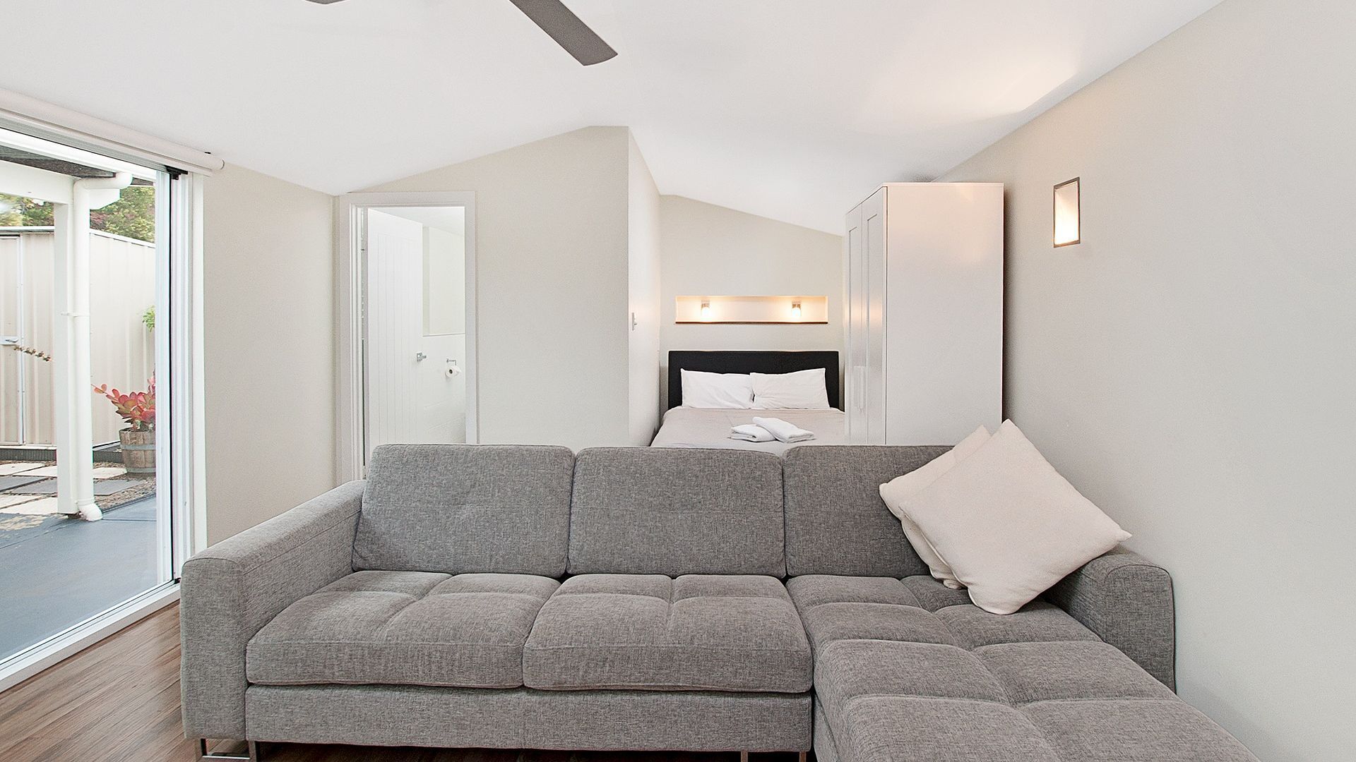 Crescent Bay on Chieftain - easy walk to town or beach (STRA6281ZLXM6IRN) — image 16