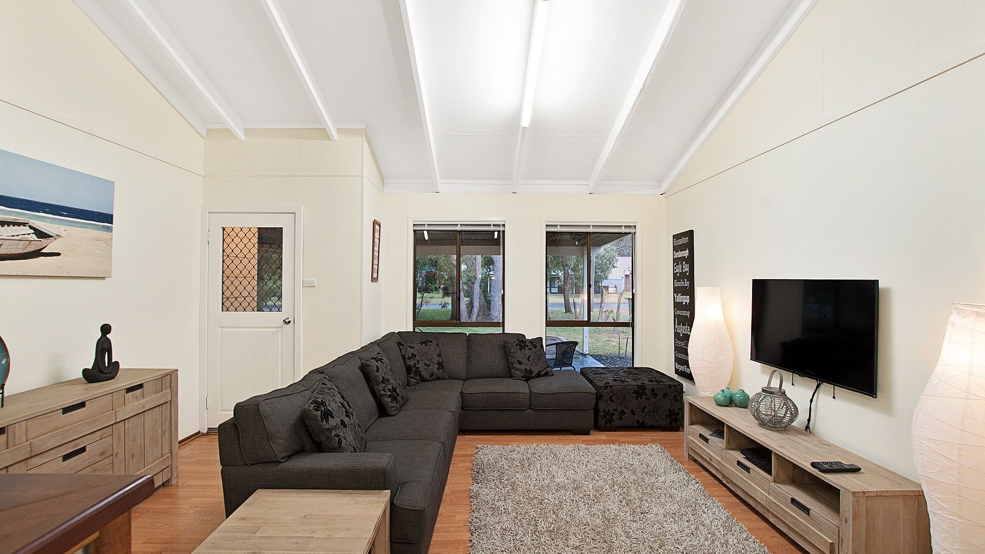 Crescent Bay on Chieftain - easy walk to town or beach (STRA6281ZLXM6IRN) — image 5