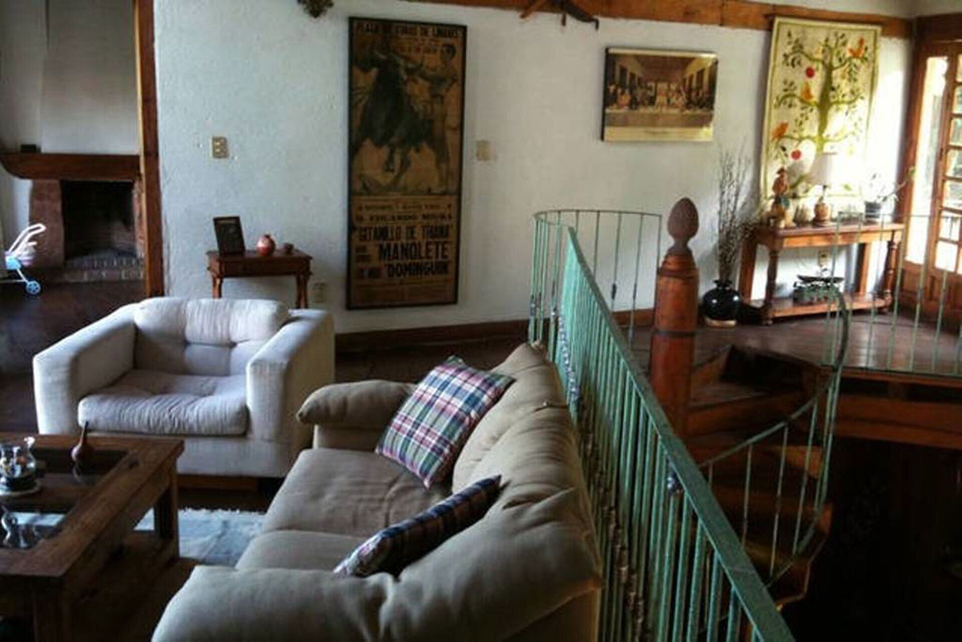 Casa los Cuatro Manguitos for 10 guests 5 min away from lake & downtown