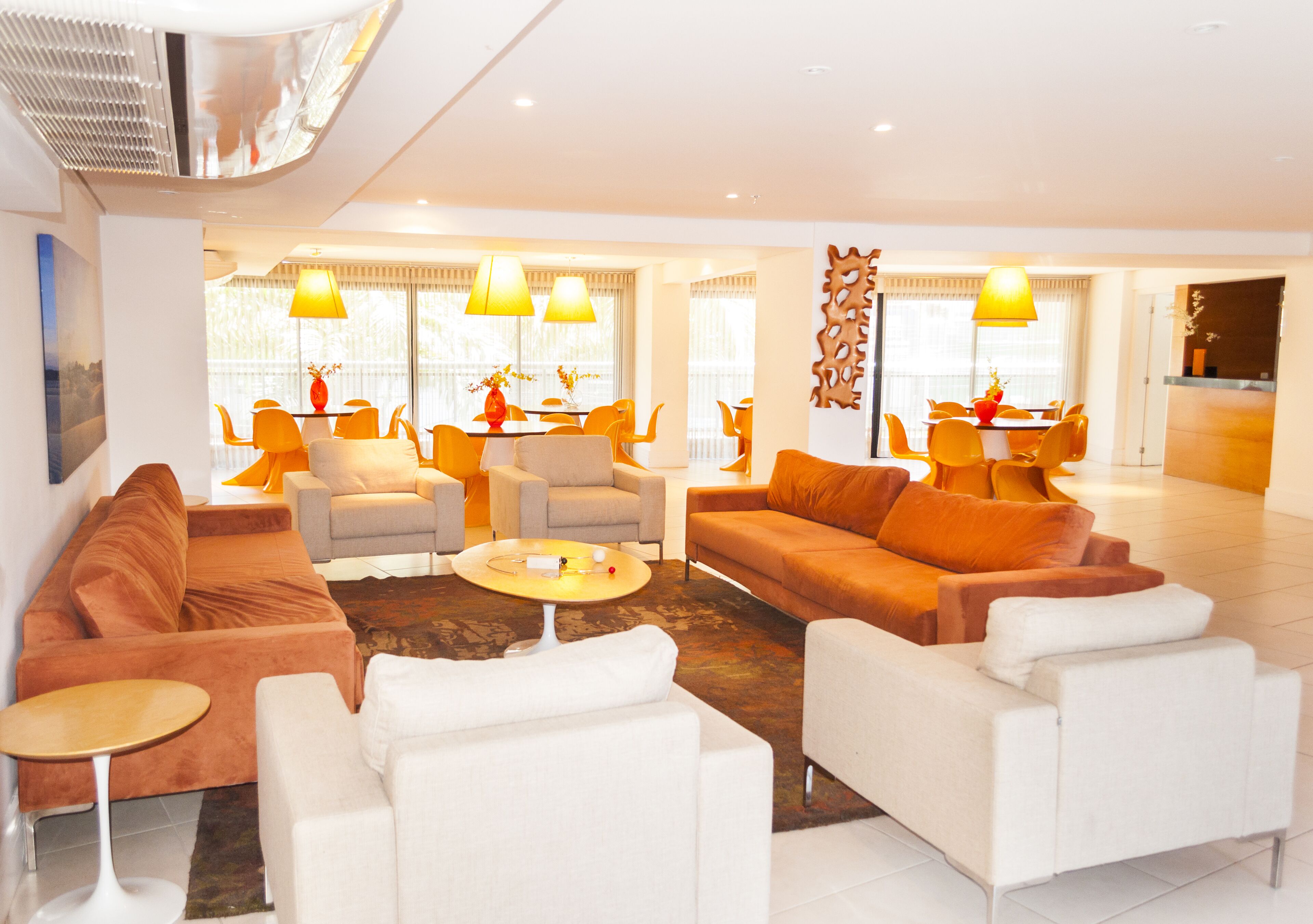 In the best condominium of Beira Mar Fortaleza. With baby crib