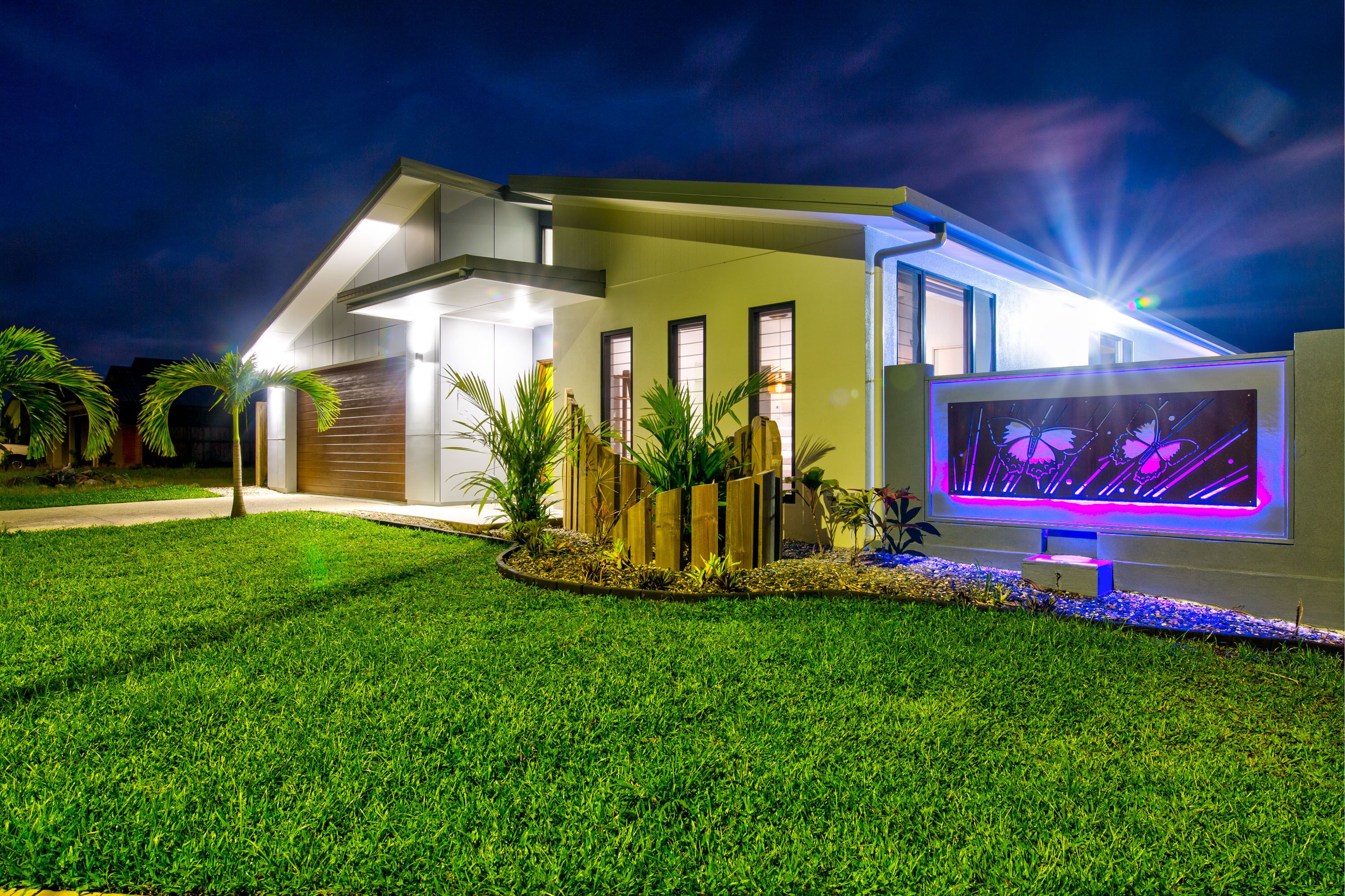 Ulysses - 4BR House with 20m Heated Lap Pool — image 2