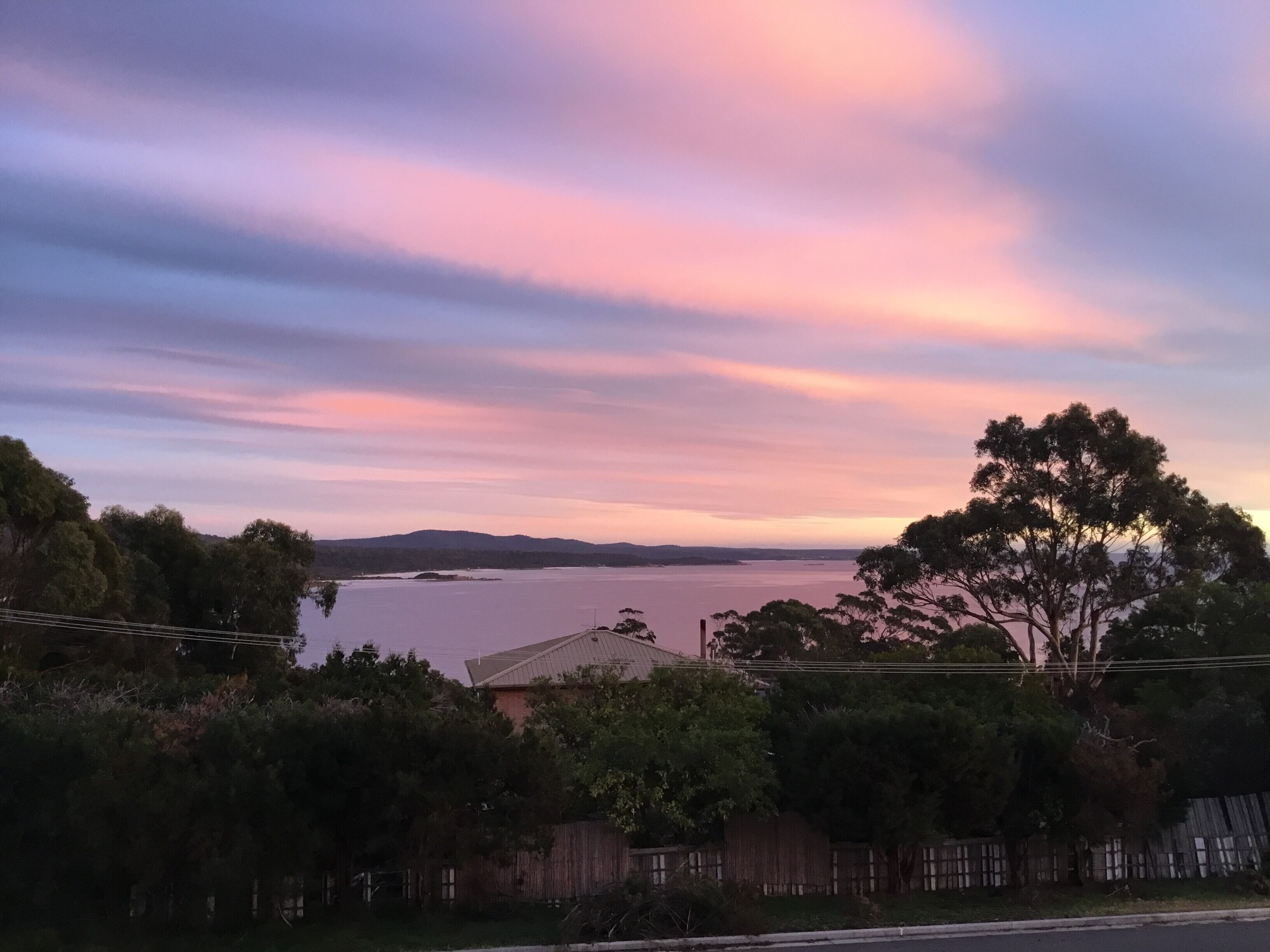 GRANITE BEACH HOUSE @ Binalong Bay of Fires — image 4