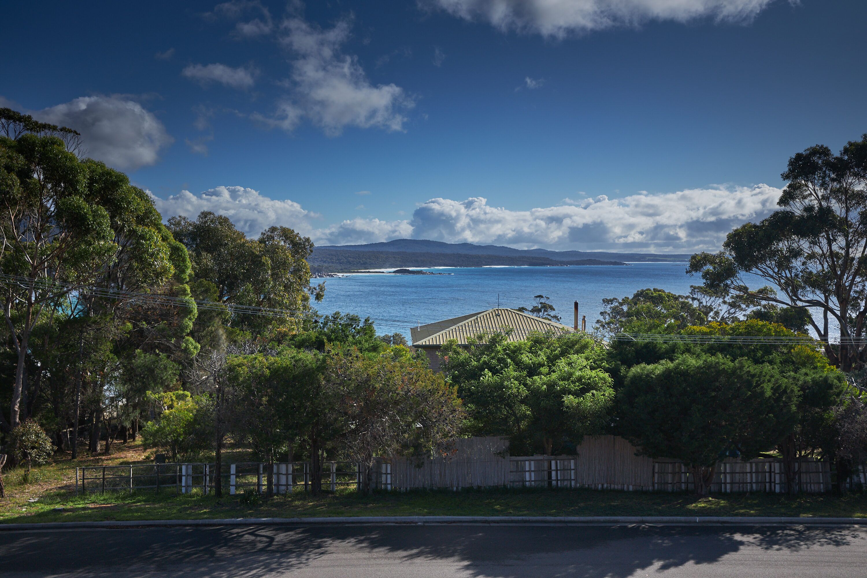GRANITE BEACH HOUSE @ Binalong Bay of Fires — image 15