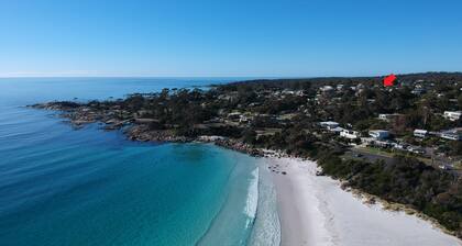 GRANITE BEACH HOUSE @ Binalongin tulipalot
