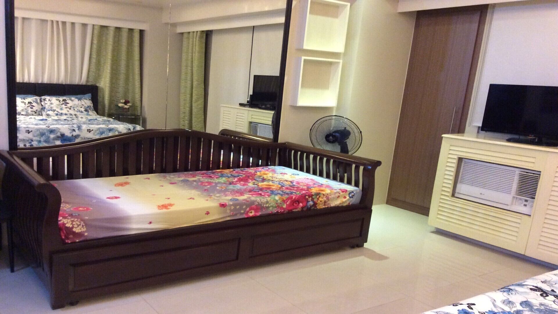 Apartment 04 B1 *simplicity is best*