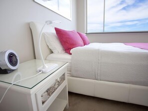1 chambre, fer et planche Ă repasser, Wi-Fi gratuit, draps fournis