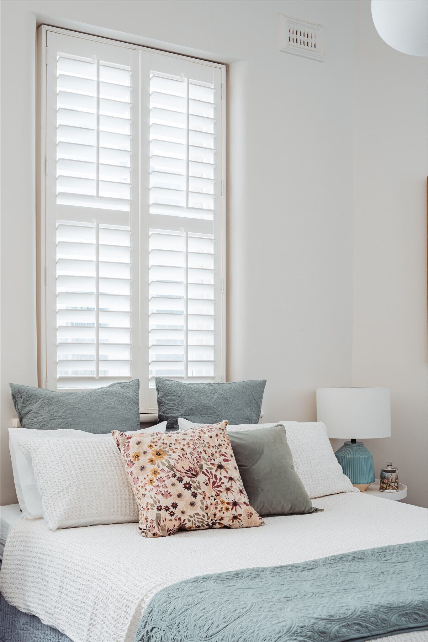 4 bedrooms, iron/ironing board, travel crib, free WiFi