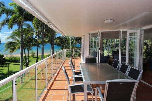 Beaches No 6 - Beachfront Views