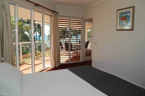 3 chambres, fer et planche à repasser, draps fournis